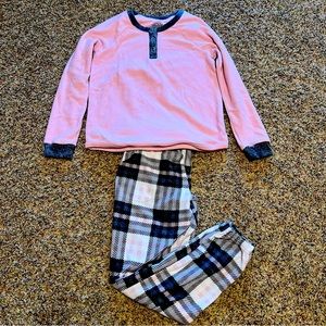Cuddl Duds Fleece PJ Set